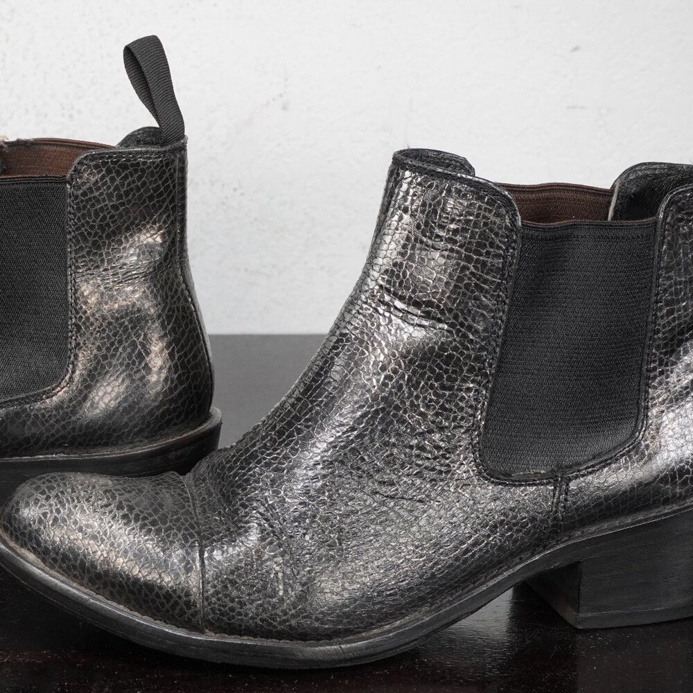 Women's Dolce Vita Silver Metallic Leather Ankle Boots Booties 7